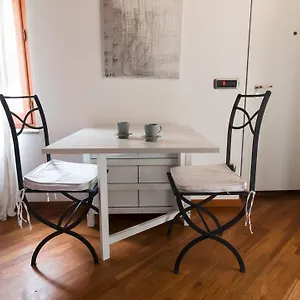 Italianway-ponte Vetero Apartment Milan